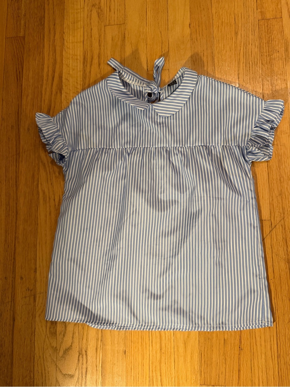 Women’s Blue & White Striped Ruffle Sleeve Top Size Small